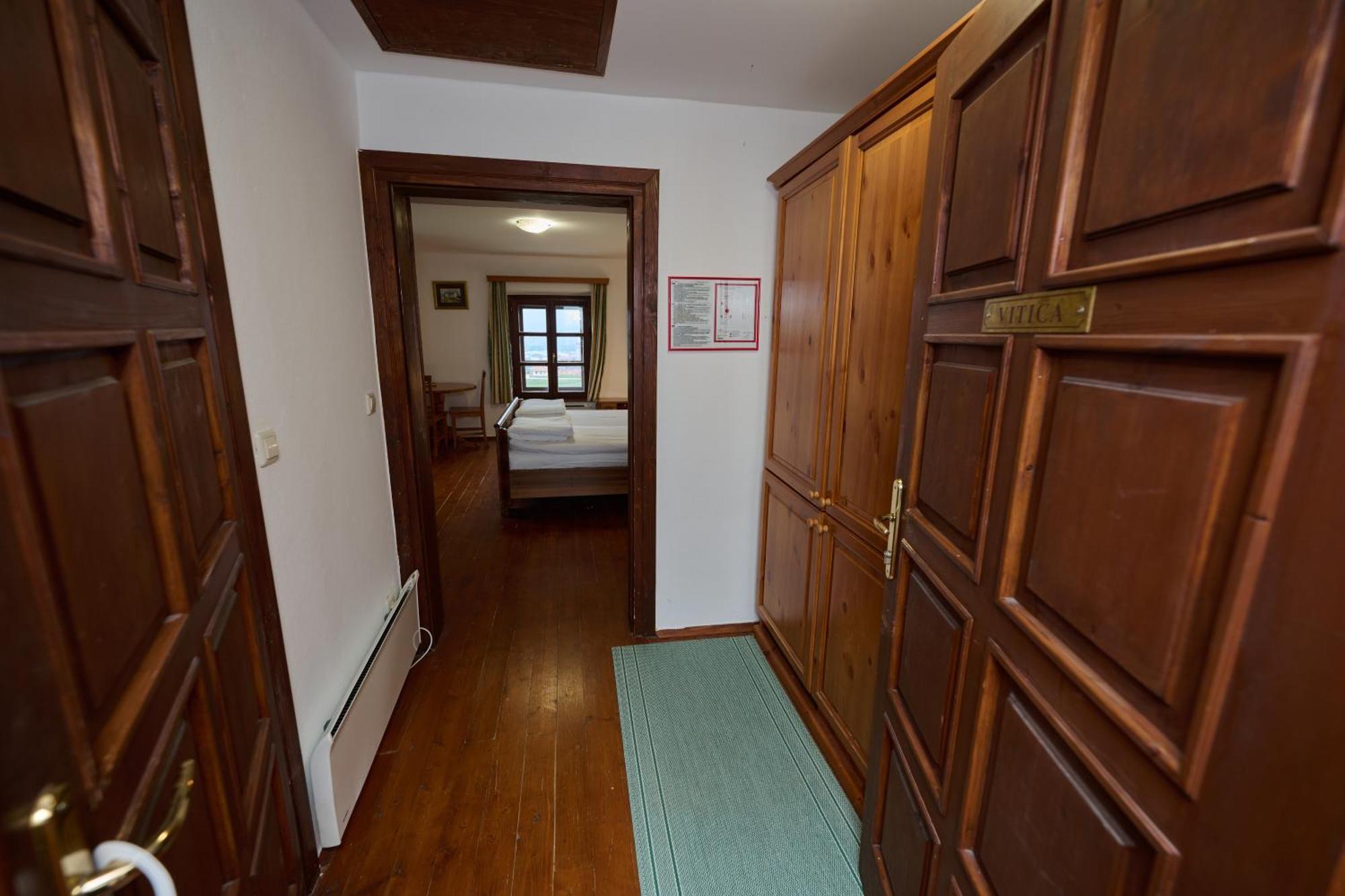 Apartamento Wine Grower'S Mansion Zlati Gric Slovenske Konjice Exterior foto